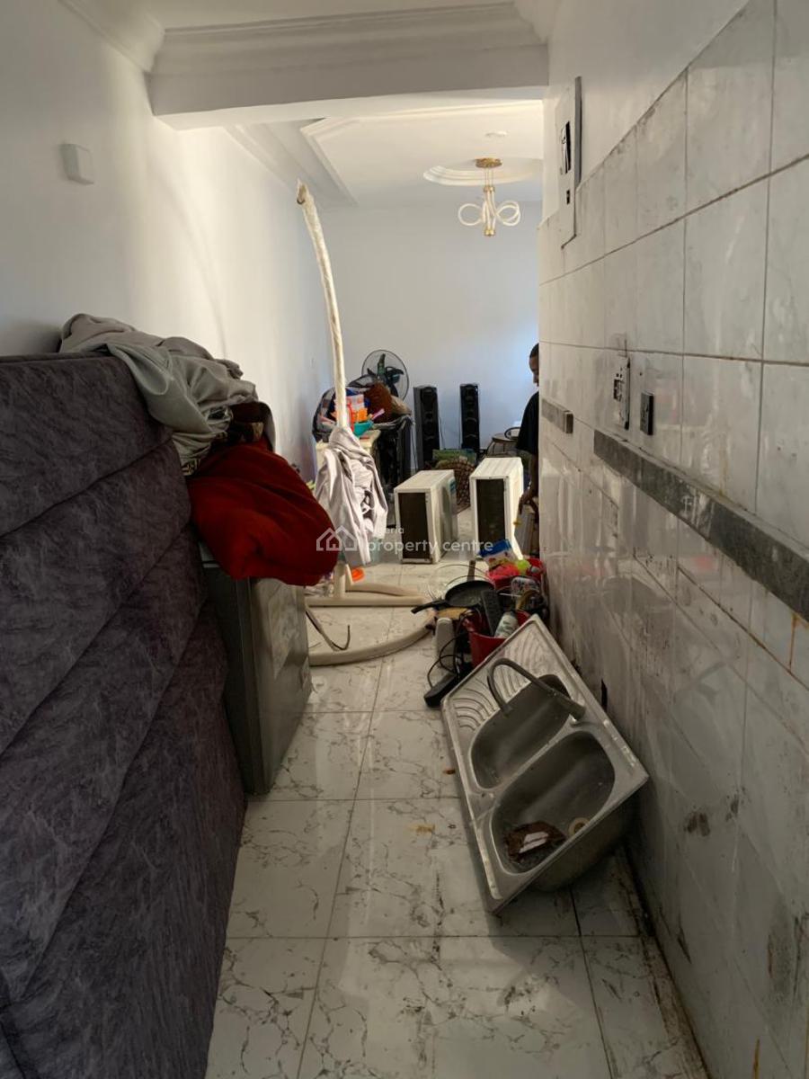 Neat and Spacious Miniflat, Osapa, Lekki, Lagos, Mini Flat (room and Parlour) for Rent