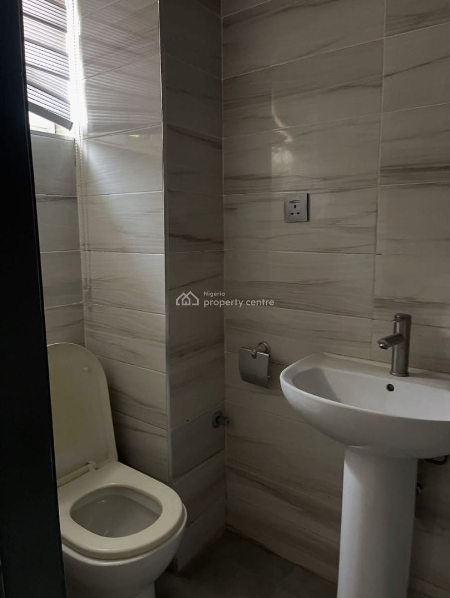 3 Bedroom Maisonette Penthouse, Osapa London, Lekki, Lagos, Flat / Apartment for Sale