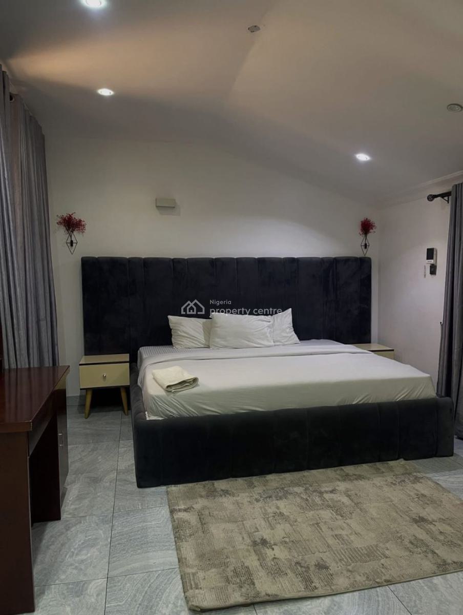 3 Bedroom Maisonette Penthouse, Osapa London, Lekki, Lagos, Flat / Apartment for Sale