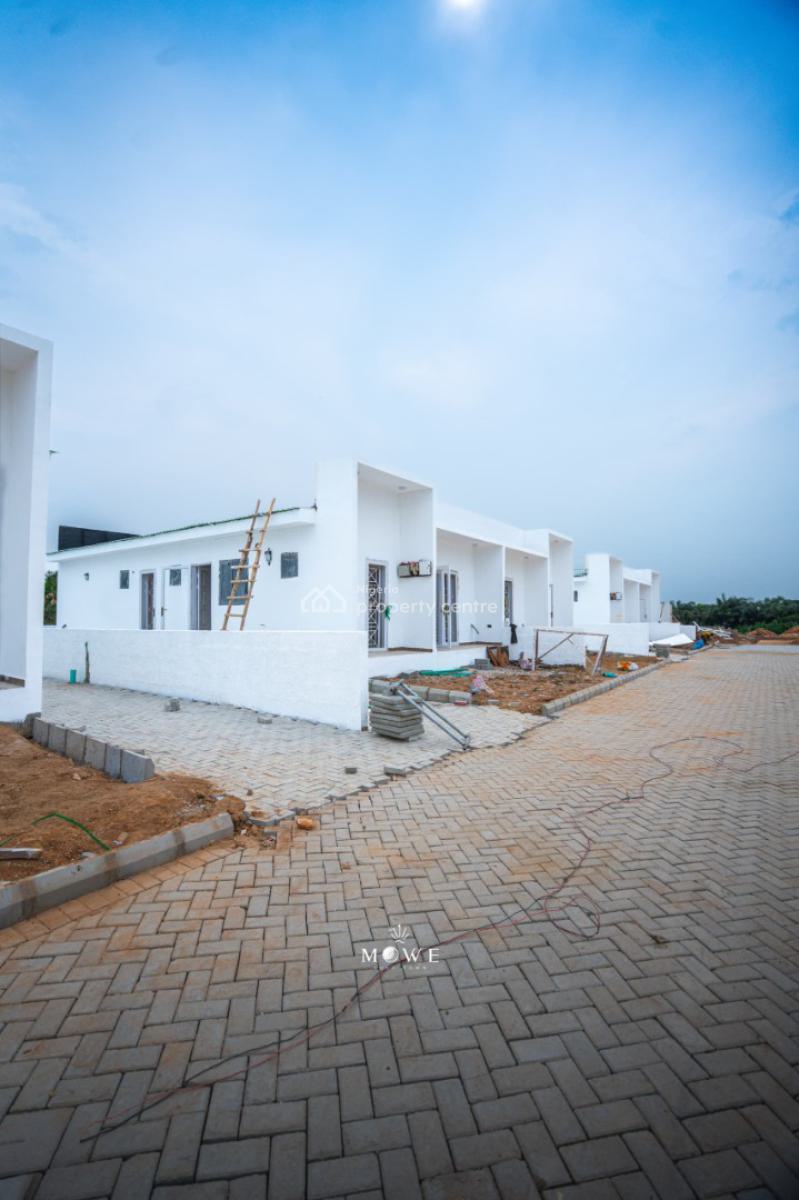 Fully Finished 3bedroom Bungalow Selling, Opposite Christopher University Off Lagos Ibadan Expressway, Mowe Town, Ogun, Detached Bungalow for Sale