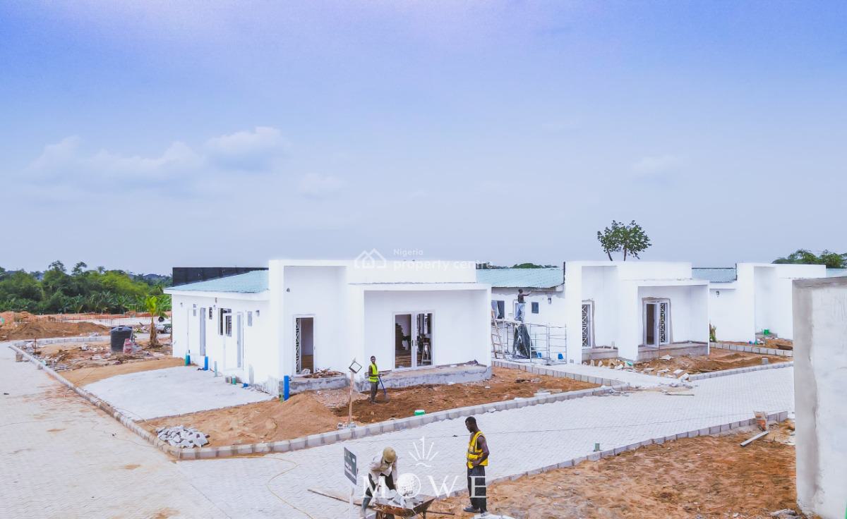 Fully Finished 3bedroom Bungalow Selling, Opposite Christopher University Off Lagos Ibadan Expressway, Mowe Town, Ogun, Detached Bungalow for Sale