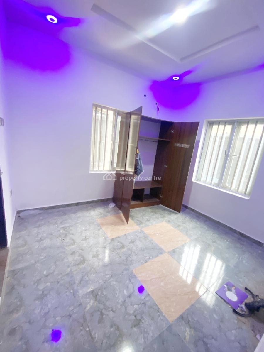 Mini Flat, Olowora, Omole Phase 2, Ikeja, Lagos, Mini Flat (room and Parlour) for Rent