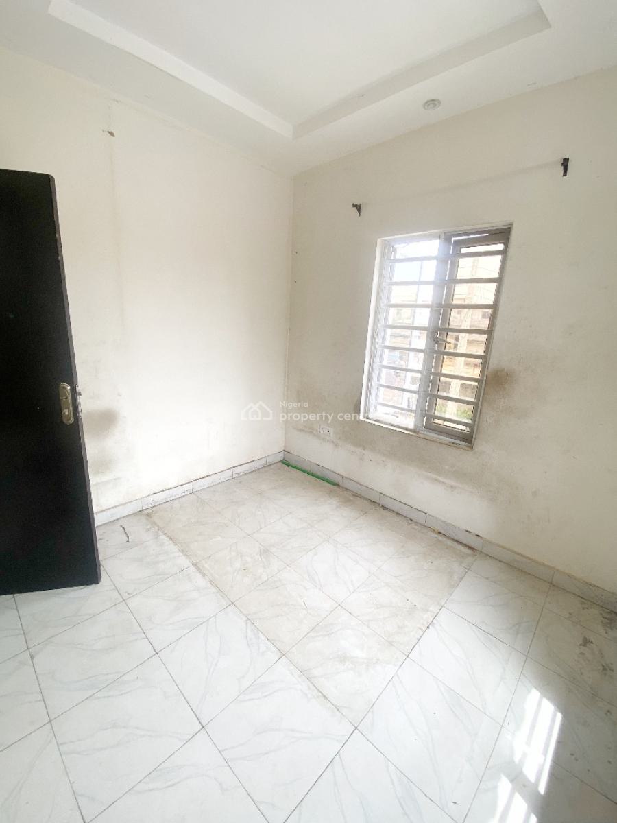 Mini Flat, Gra Phase 1, Magodo, Lagos, Mini Flat (room and Parlour) for Rent
