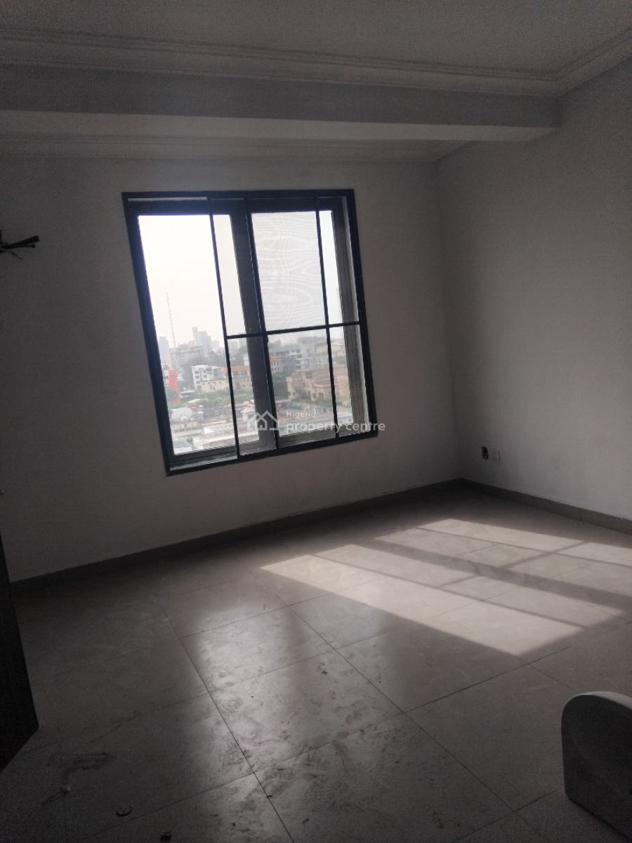 Spacious Serviced 4bedroom Flat, Oniru, Victoria Island (vi), Lagos, Flat / Apartment for Rent