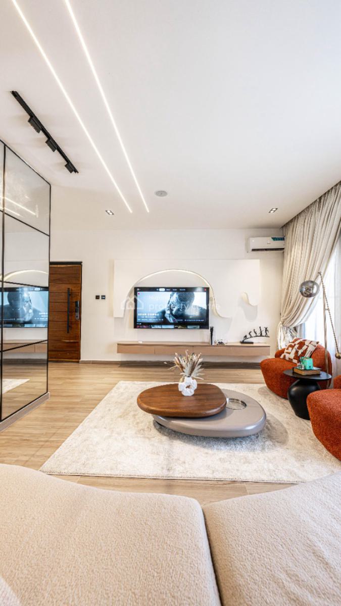 Smart 2 Bedrooms Ensuite, Toyota Road, Ikate Elegushi, Lekki, Lagos, Flat / Apartment for Rent