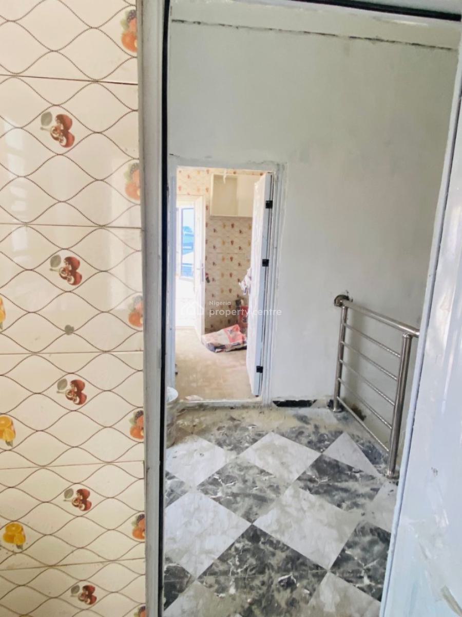 Very Nice 2 Bedroom Flat Upstairs in a Secured Estate, Vintage Estate, Sangotedo, Ajah, Lagos, Flat / Apartment for Rent
