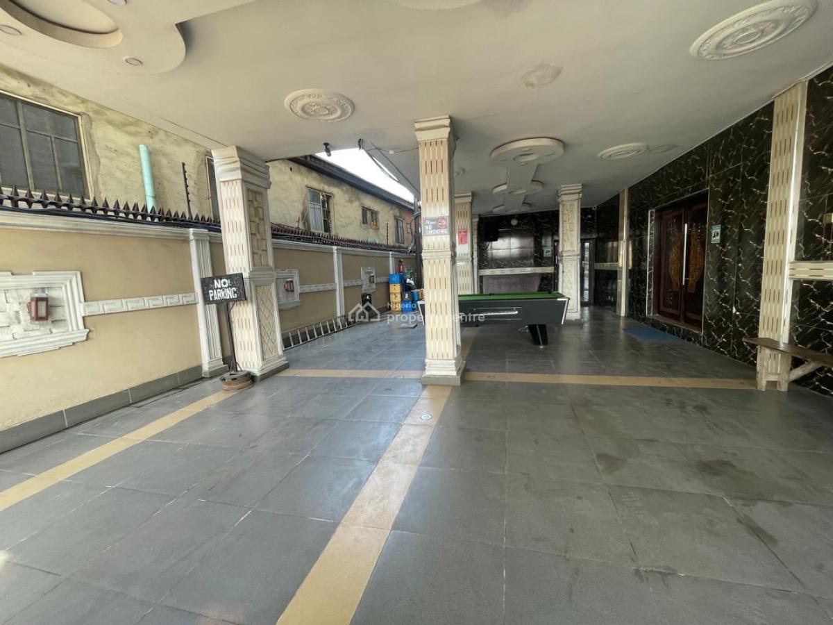 16 Rooms Hotel, Ijesha Road, Surulere, Lagos, Hotel / Guest House for Sale