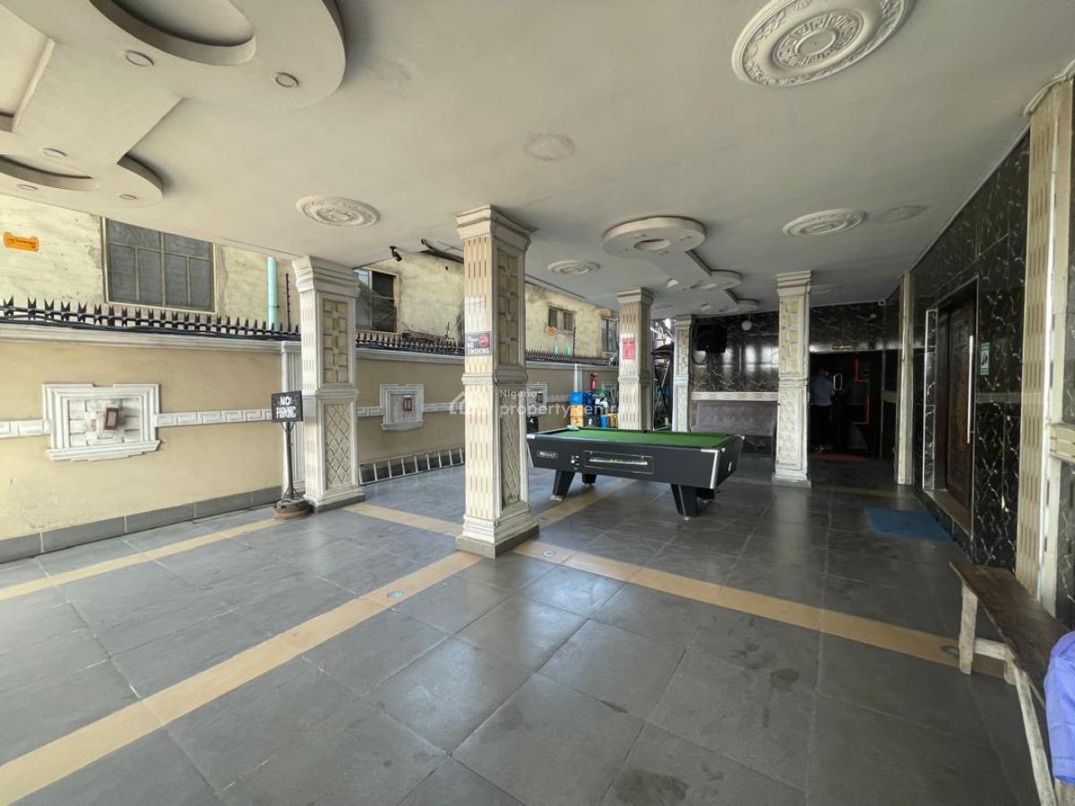 16 Rooms Hotel, Ijesha Road, Surulere, Lagos, Hotel / Guest House for Sale