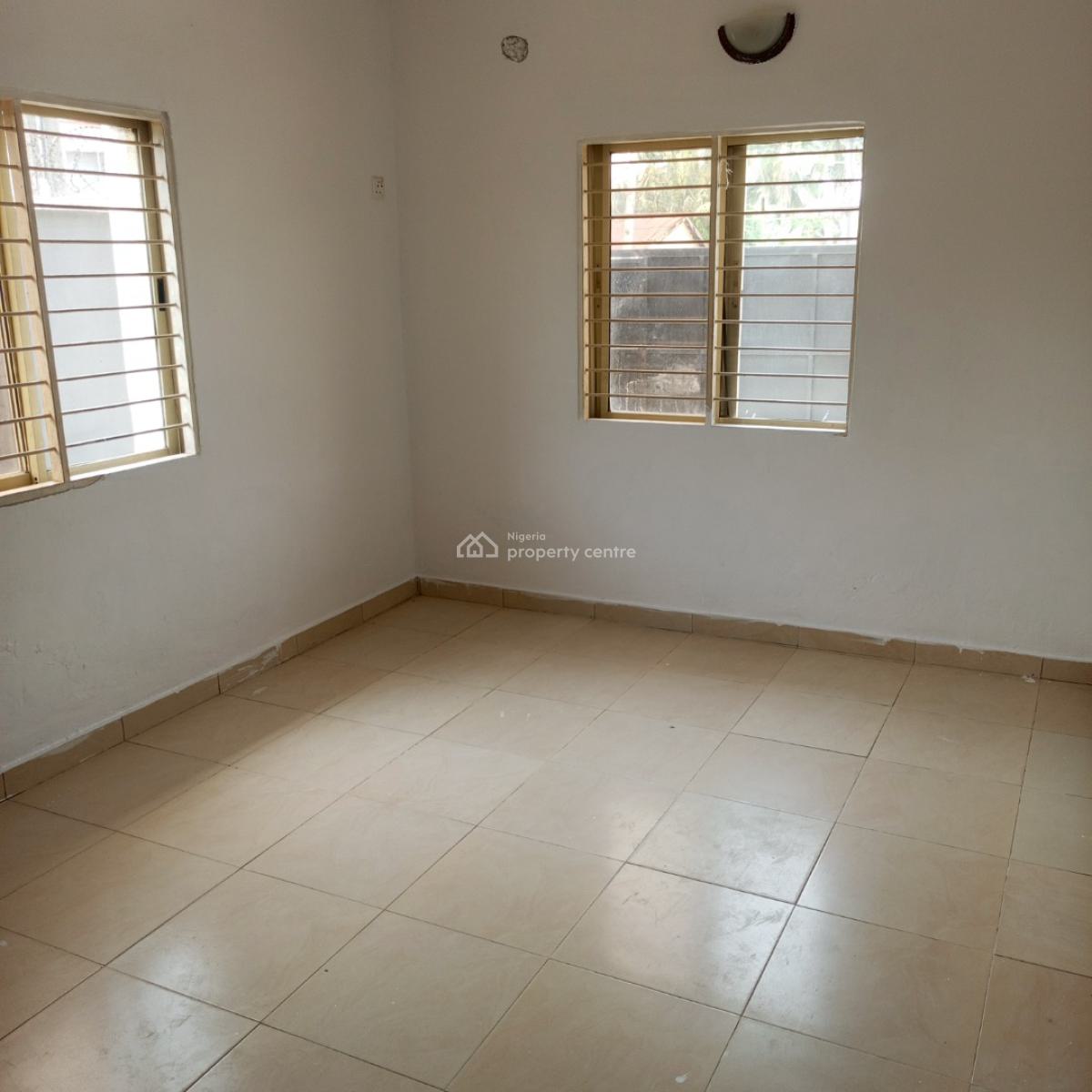 Spacious and Sharp 3bedroom Apartment (downstairs), Sunnyvilla Estate Badore Ajah-lekki, Badore, Ajah, Lagos, Flat / Apartment for Rent