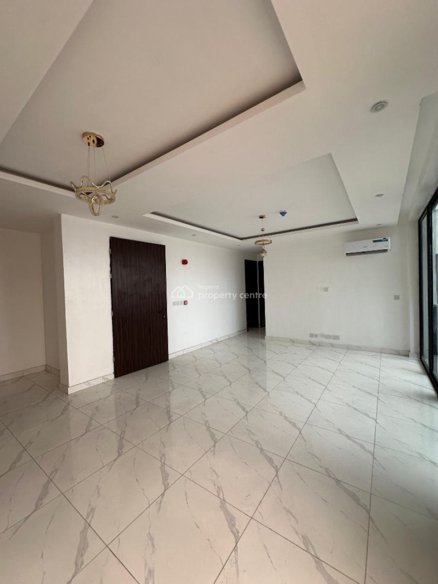 Neatly Built 2bedroom Apartment in Lekki Phase One, Lekki Phase One ,lekki ,lagos ,nigeria, Lekki Phase 1, Lekki, Lagos, Flat / Apartment for Sale