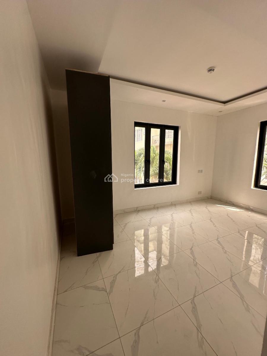 Neatly Built 2bedroom Apartment in Lekki Phase One, Lekki Phase One ,lekki ,lagos ,nigeria, Lekki Phase 1, Lekki, Lagos, Flat / Apartment for Sale