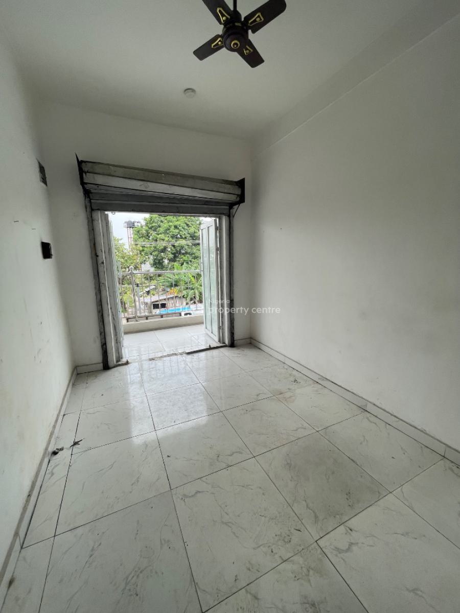 Shop on a Busy Major Road Upstairs, Majek, Sangotedo, Ajah, Lagos, Shop for Rent