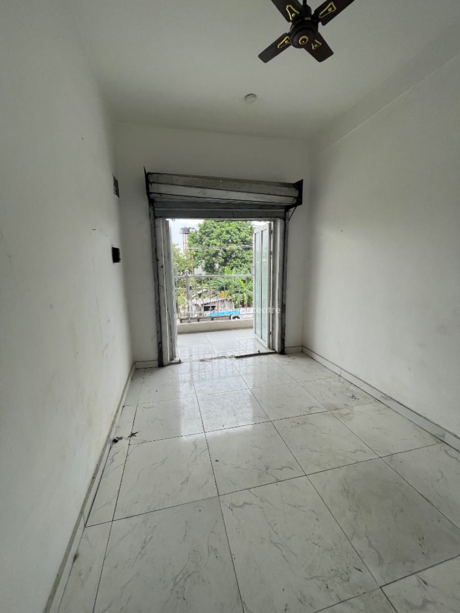 Shop on a Busy Major Road Upstairs, Majek, Sangotedo, Ajah, Lagos, Shop for Rent