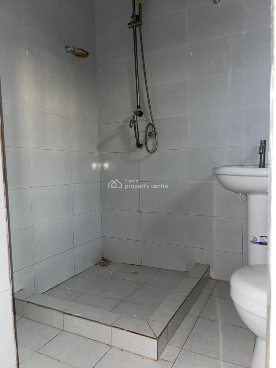 Spacious 3bedroom Apartment, Sunnyvilla Estate Badore Ajah-lekki, Badore, Ajah, Lagos, Flat / Apartment for Rent