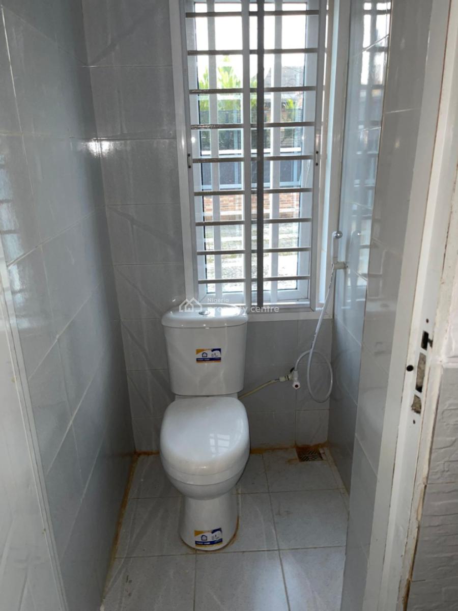 Spacious 3bedroom Apartment, Sunnyvilla Estate Badore Ajah-lekki, Badore, Ajah, Lagos, Flat / Apartment for Rent