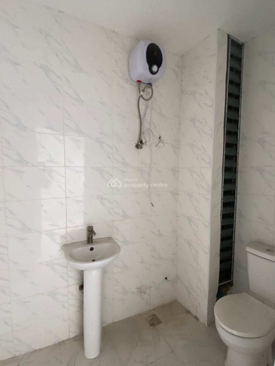 Luxury Standard Newly Built 2 Bedroom Flat with Balconies, Chevron , in a Secured Estate ., Lekki, Lagos, Flat / Apartment for Rent