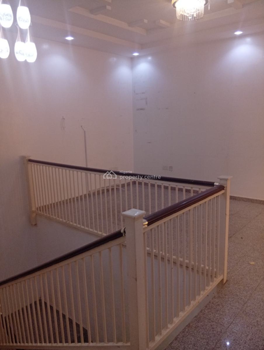Newly Vacated 4bedroom Terrace Duplex No Bq, American International School, Durumi, Abuja, Terraced Duplex for Rent