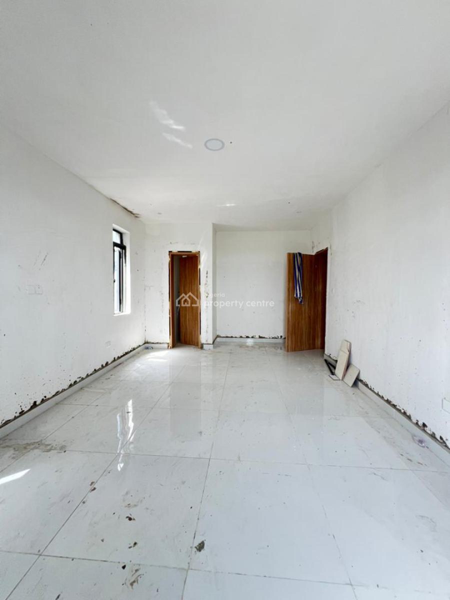 Newly Built 2 Bedroom Apartment with Swimming Pool in Lekki Phase 1, Lekki, Lekki Phase 1, Lekki, Lagos, Flat / Apartment for Sale