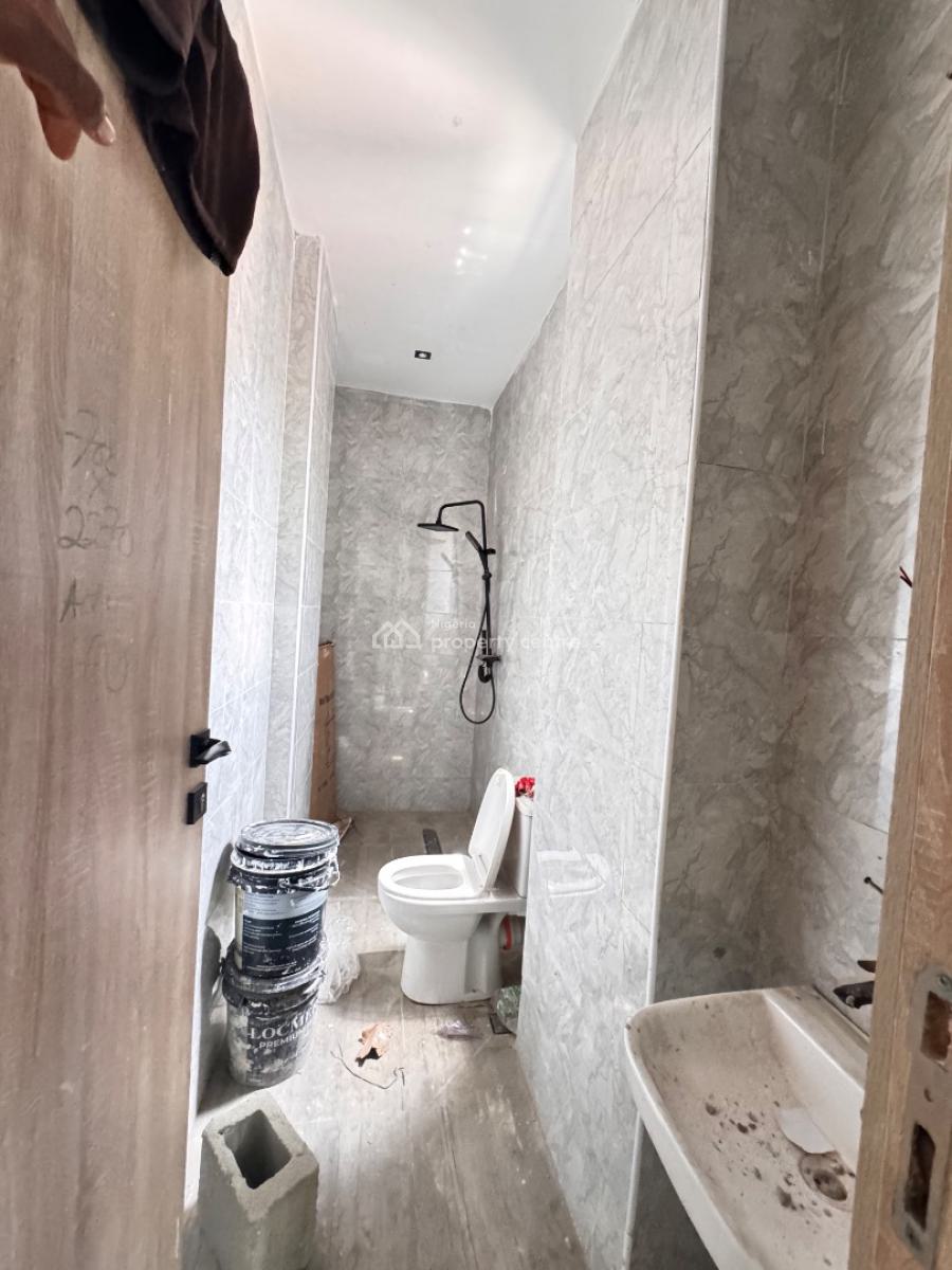 Nice 2 Bedroom Apartment at Ikate Elegushi Close to The Road &secure, Ikate Lekki Lagos State, Lekki, Lagos, Block of Flats for Sale