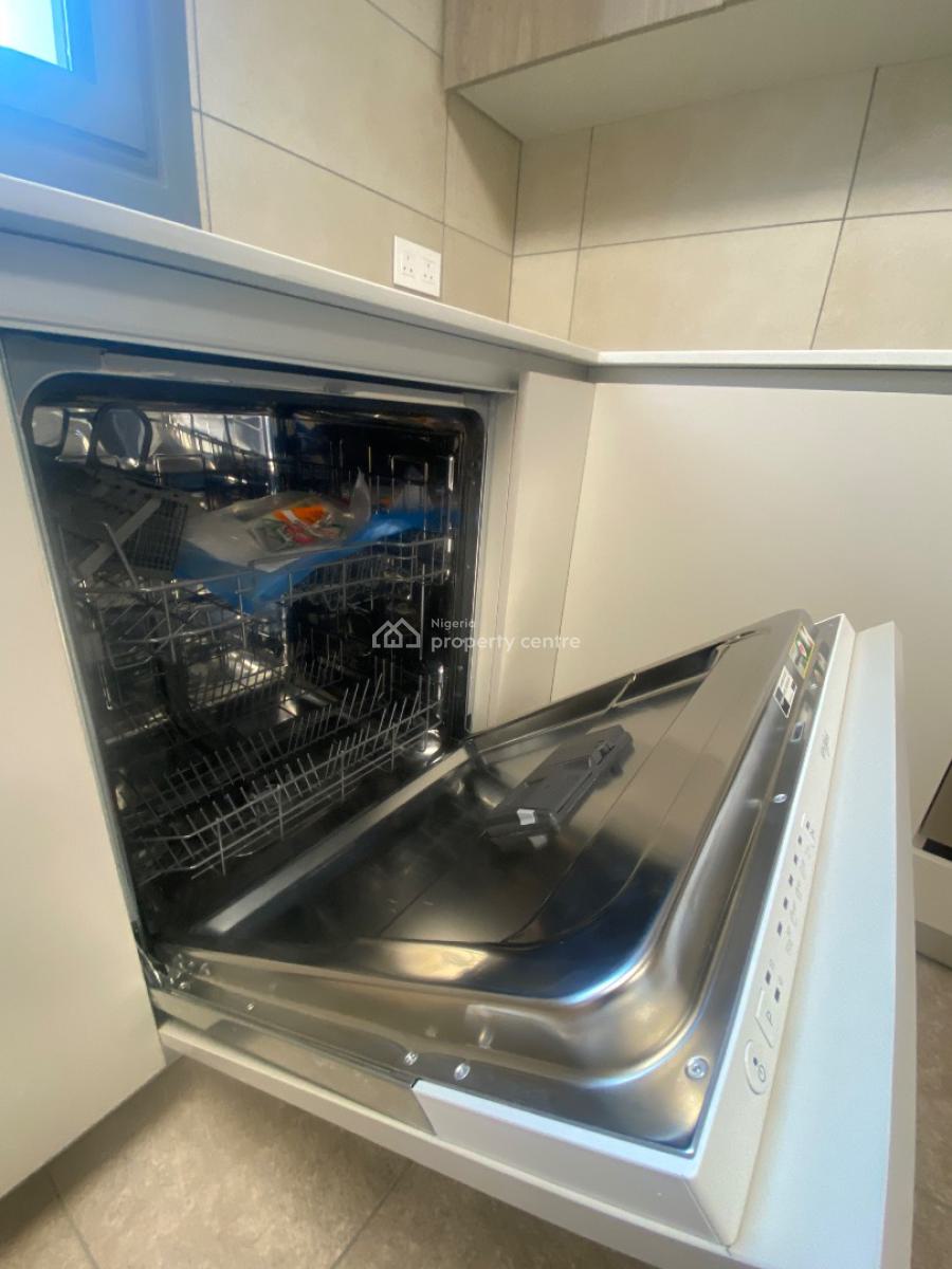 Luxury Cozy 3 Bedroom Flat with Bq, 2 Washing Machine, Victoria Island (vi), Lagos, Flat / Apartment for Rent