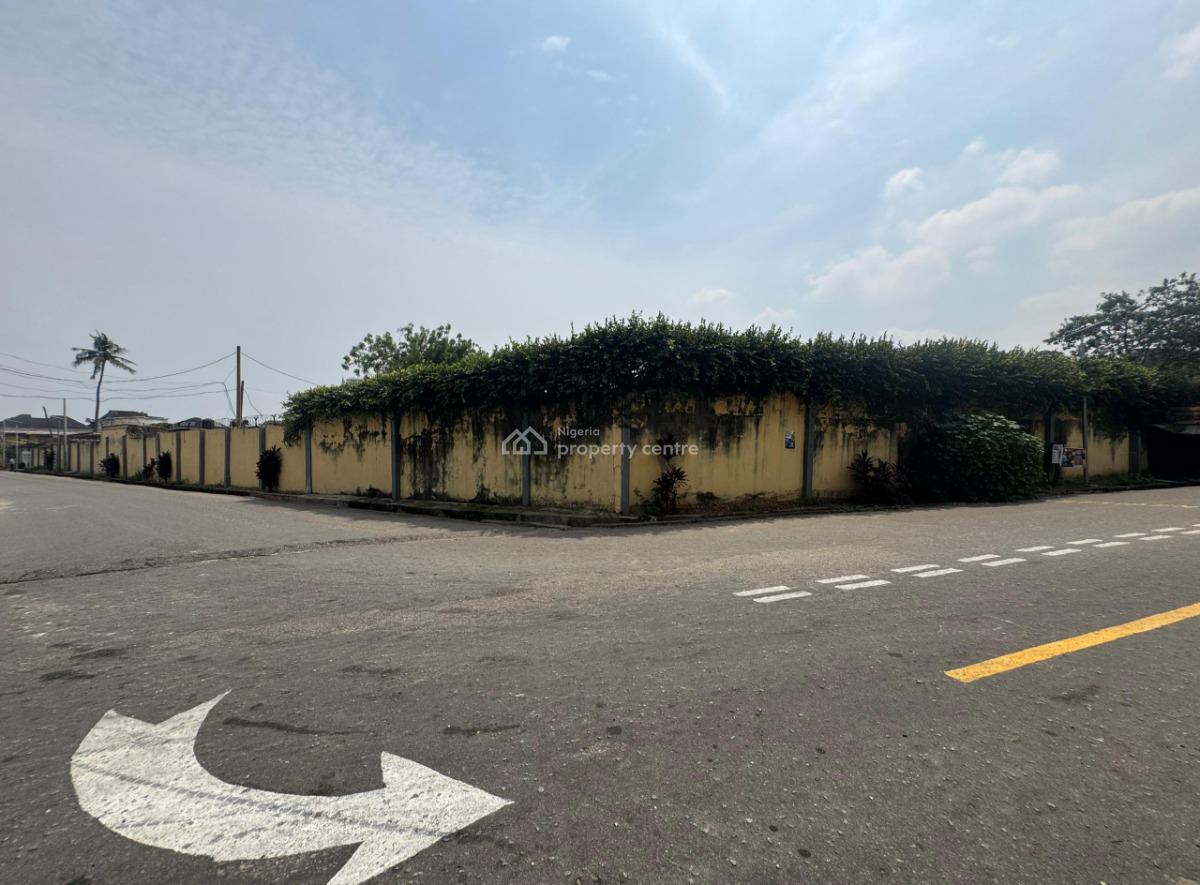 Premium Cornerpiece Land Measuring 1970 in a Secured Estate  Maryland, Maryland, Lagos, Residential Land for Sale