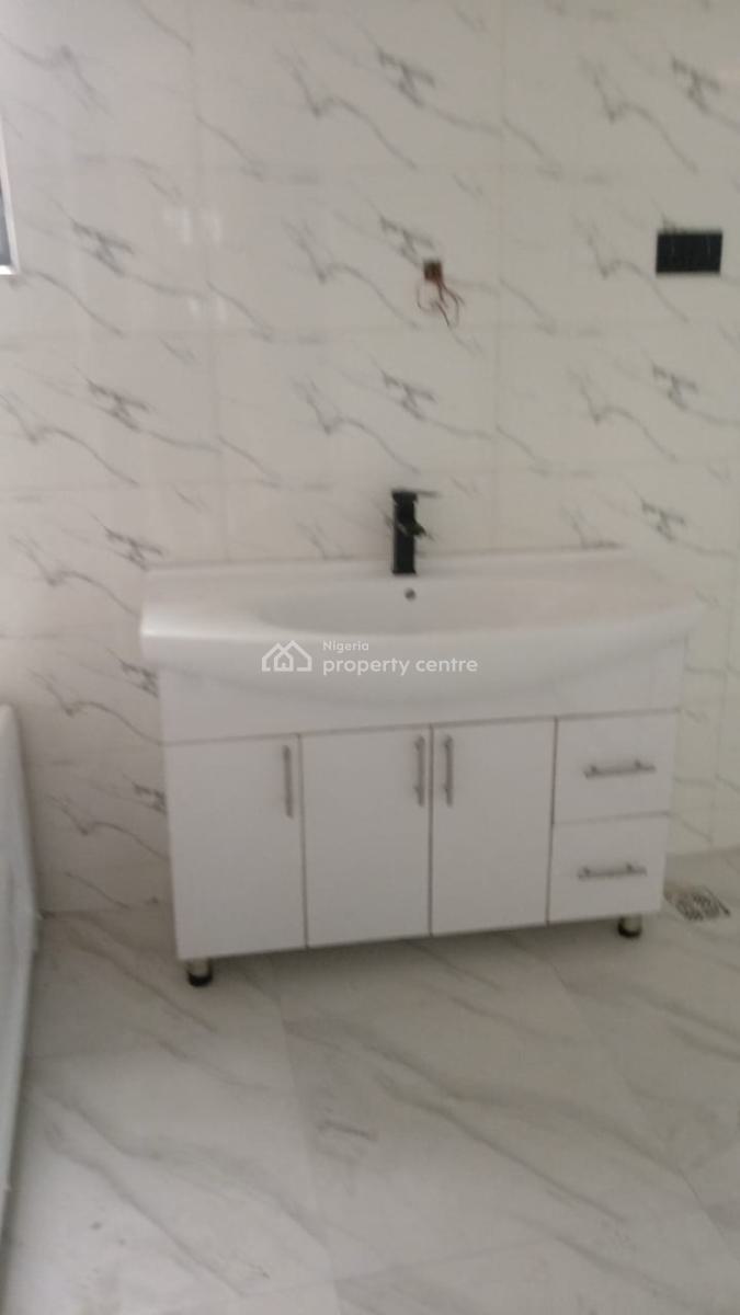 an Exotic 4 Bedroom Detached House with Study Room an Bq, Gra Phase 2, Magodo, Lagos, Detached Duplex for Sale