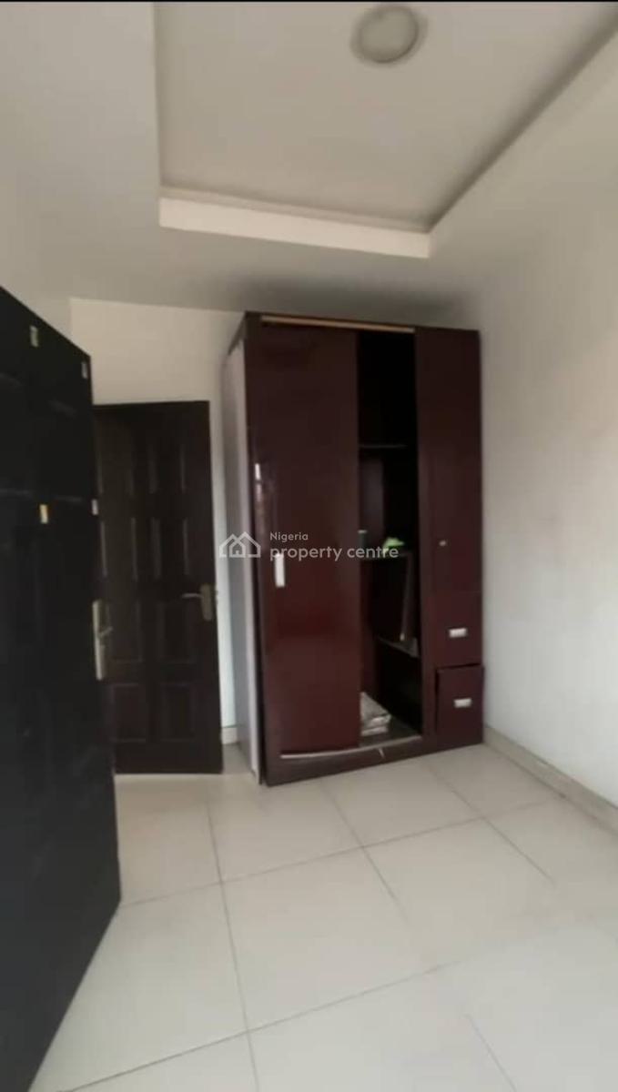 Lovely 2bedroom Flat, Off Adetola  Aguda, Surulere, Lagos, Flat / Apartment for Rent