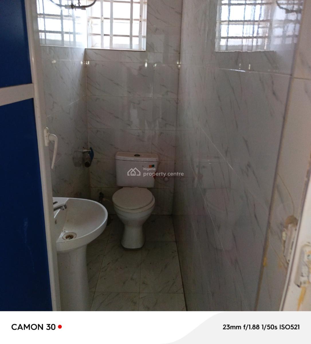 5 Bedroom Duplex, Isheri By Bucknor Estate, Isolo, Lagos, Detached Duplex for Sale