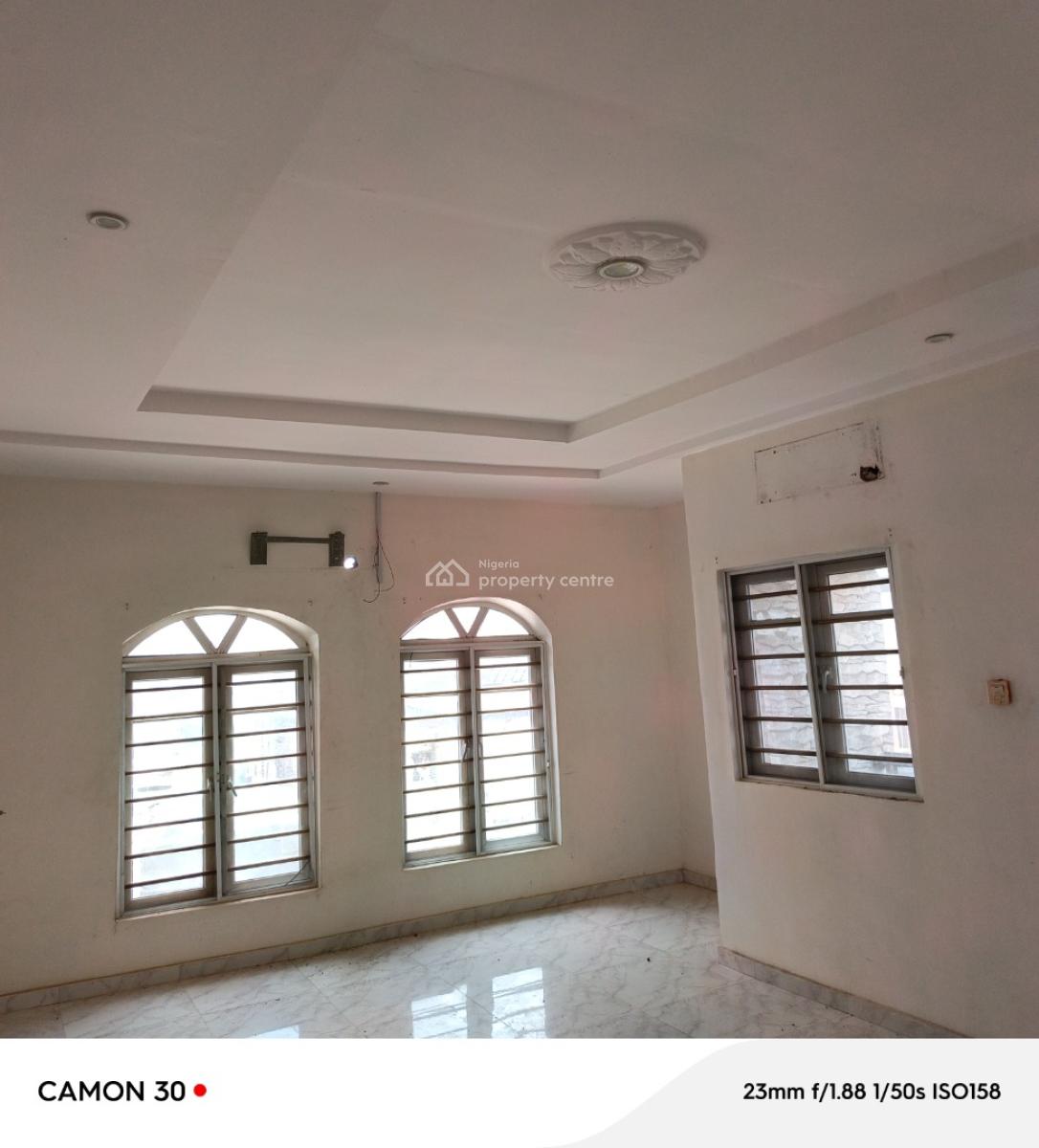 5 Bedroom Duplex, Isheri By Bucknor Estate, Isolo, Lagos, Detached Duplex for Sale