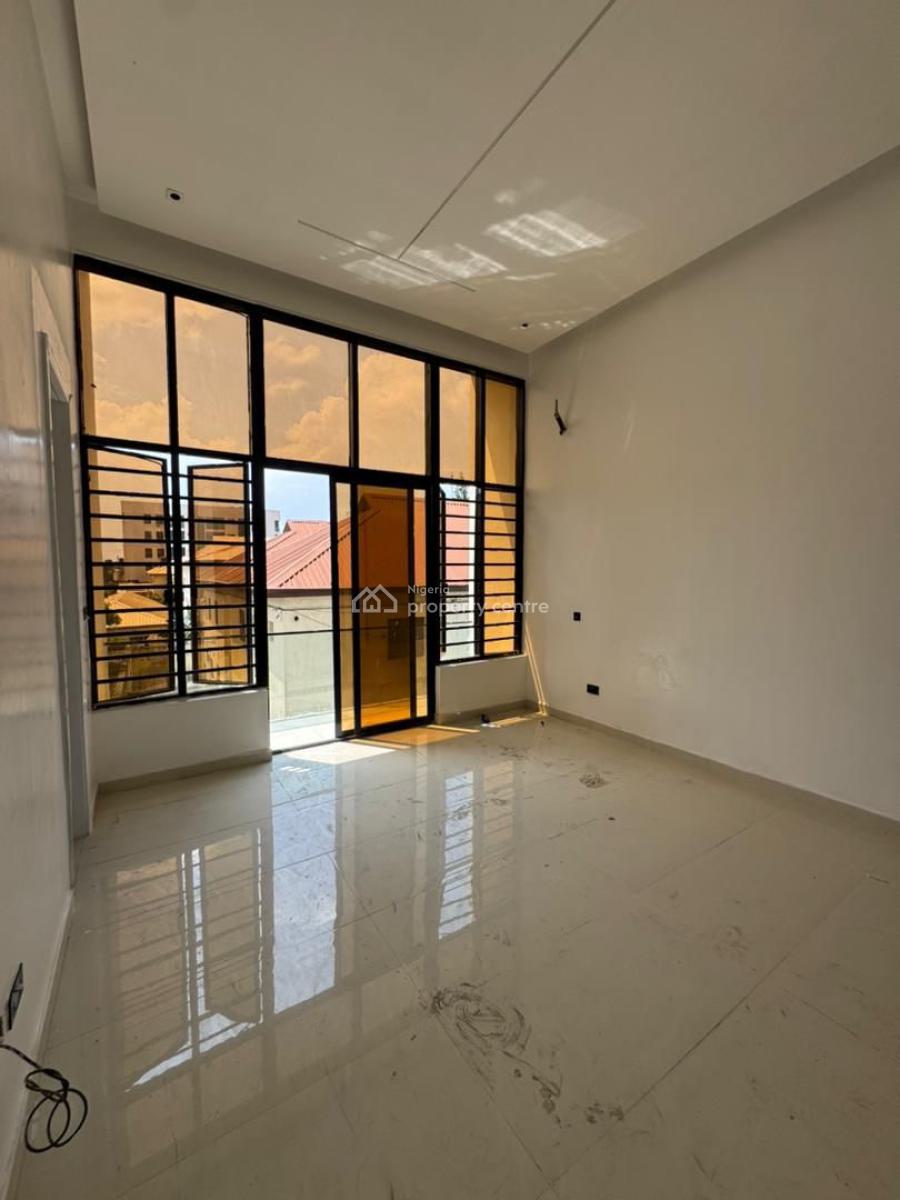 Luxury 3 Bedroom Apartment + Swimming Pool, Lekki Phase 1, Lekki, Lagos, Flat / Apartment for Sale