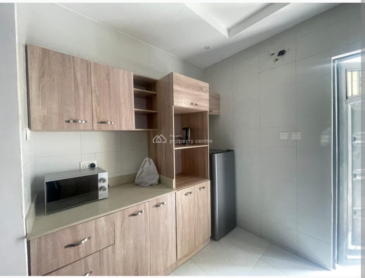 2 Bedroom Apartment on 2nd Floor, Ikate, Lekki, Lagos, Flat / Apartment for Rent