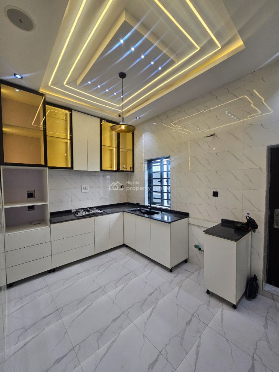 Stunning 3 Bedrooms Semi Detached Duplex  with Bq, Ajah, Lagos, Semi-detached Duplex for Sale