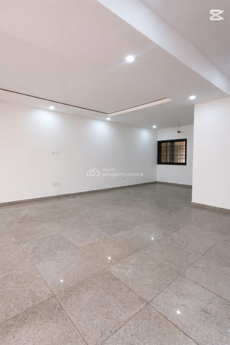 4bedrooms Terrace Duplex with Bq, Tarred Road, Guzape District, Abuja, Terraced Duplex for Rent