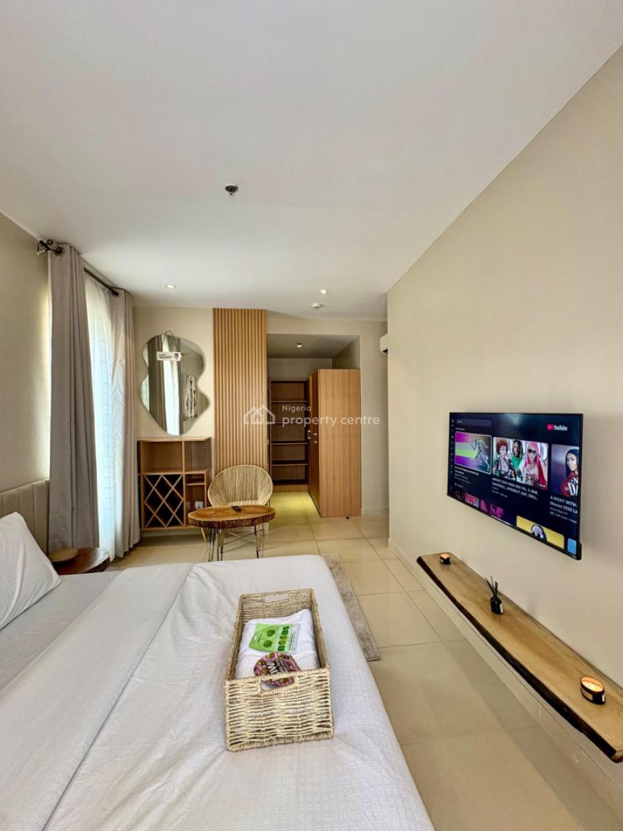 Sophisticated 2 Bedroom Apartment with Sea View, Reading Console &pool, Fully Equipped Gym, Tennis and Basketball Court, Daily Cleaning, Oniru, Victoria Island (vi), Lagos, Flat / Apartment Short Let