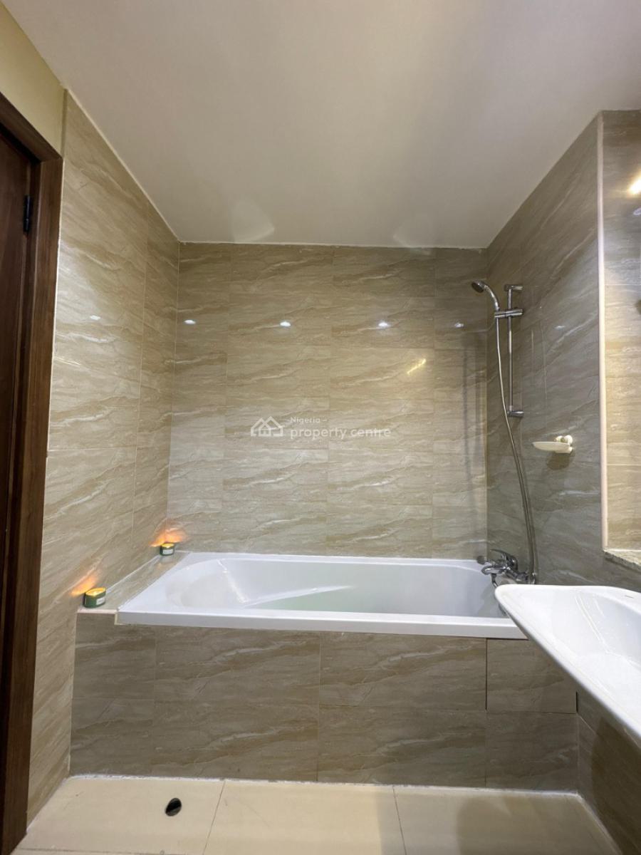 Sophisticated 2 Bedroom Apartment with Sea View, Reading Console &pool, Fully Equipped Gym, Tennis and Basketball Court, Daily Cleaning, Oniru, Victoria Island (vi), Lagos, Flat / Apartment Short Let