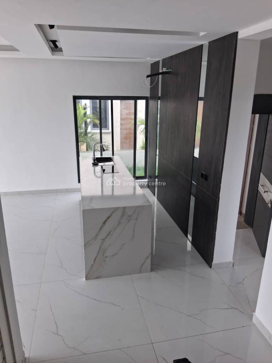 Contemporary 5-bedroom Semi-detached House + Bq, Cowrie Creek, Lekki, Lagos, Semi-detached Duplex for Sale