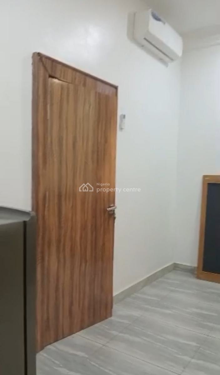 Clean 1bedroom Flat, 1st Floor, with Private Balc9ny, Jahi Main ( Bon Hotel), Jahi, Abuja, House for Rent