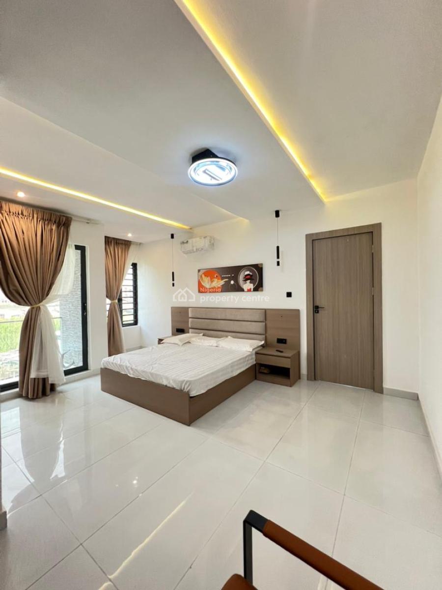 Experience Modern Luxury in This 3 Bedroom Apartment, Fully Furnished Or Blank Canvas, Your Luxury Home Or Start Here, Lekki Phase 1, Lekki, Lagos, Block of Flats for Sale