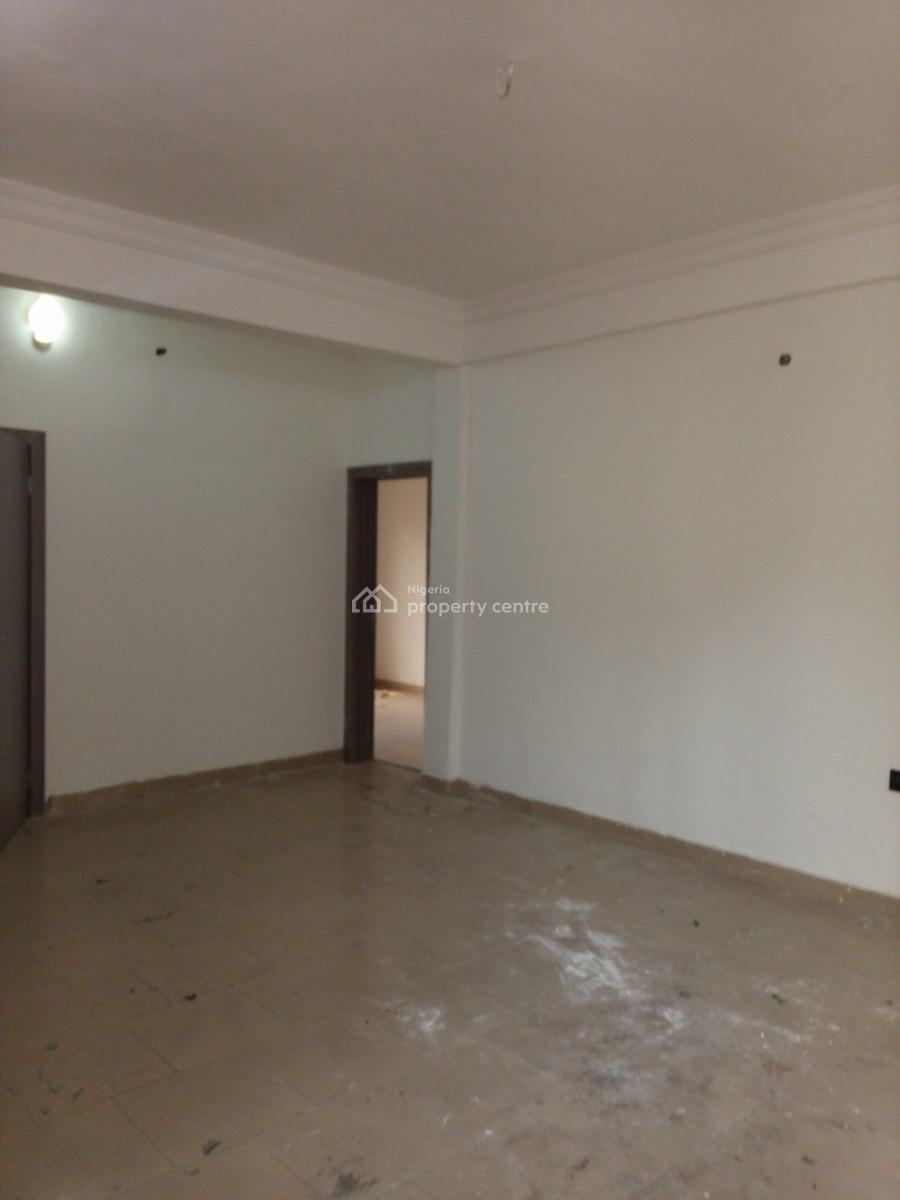 Spacious 2bedroom Flat in an Estate, Off Ogunlana Drive, Surulere, Lagos, Flat / Apartment for Rent