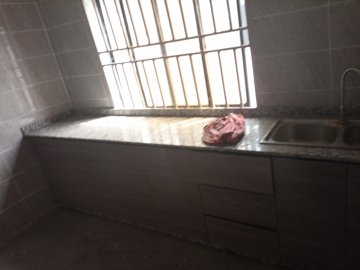 Spacious 2bedroom Flat in an Estate, Off Ogunlana Drive, Surulere, Lagos, Flat / Apartment for Rent