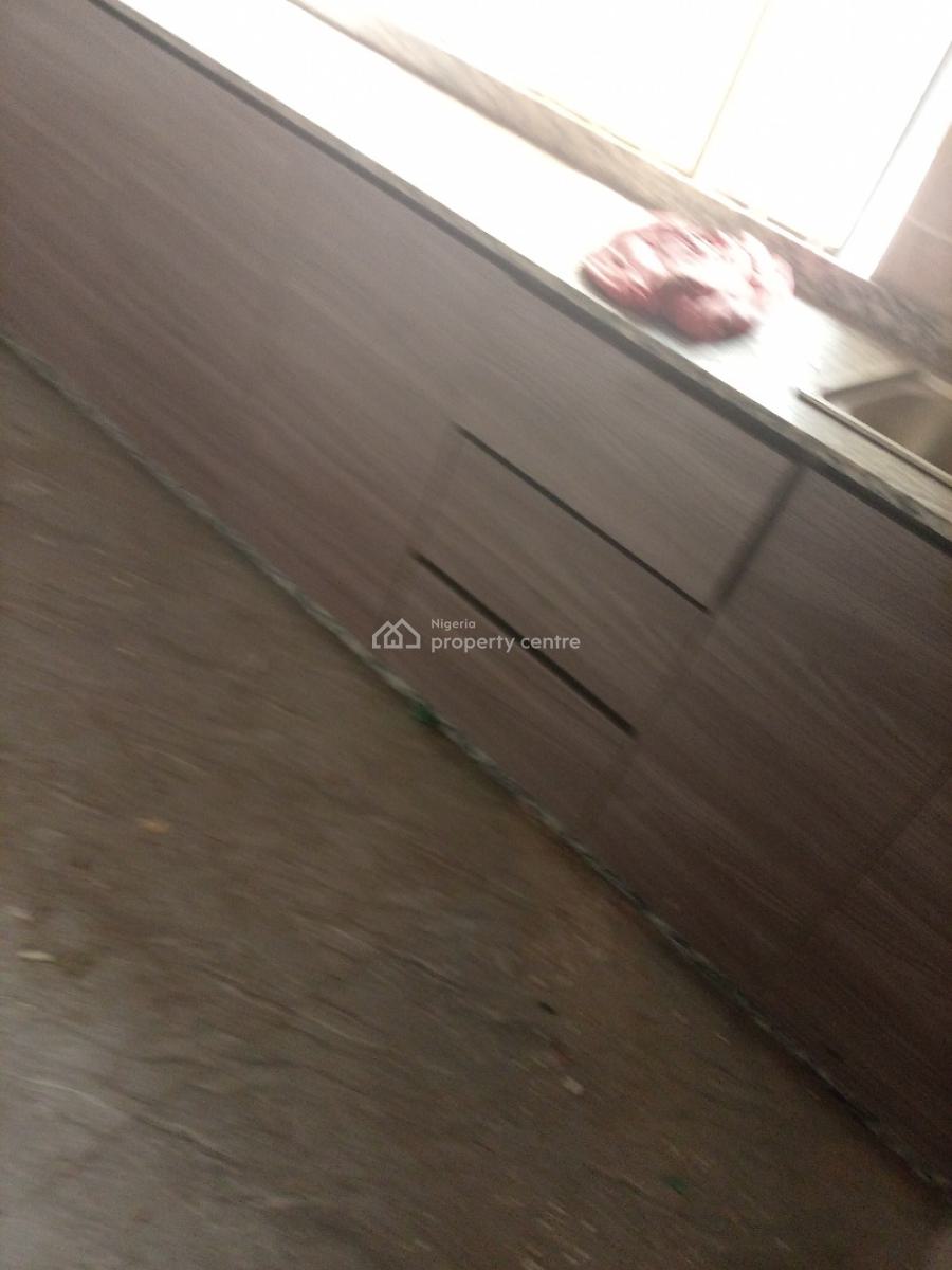 Spacious 2bedroom Flat in an Estate, Off Ogunlana Drive, Surulere, Lagos, Flat / Apartment for Rent