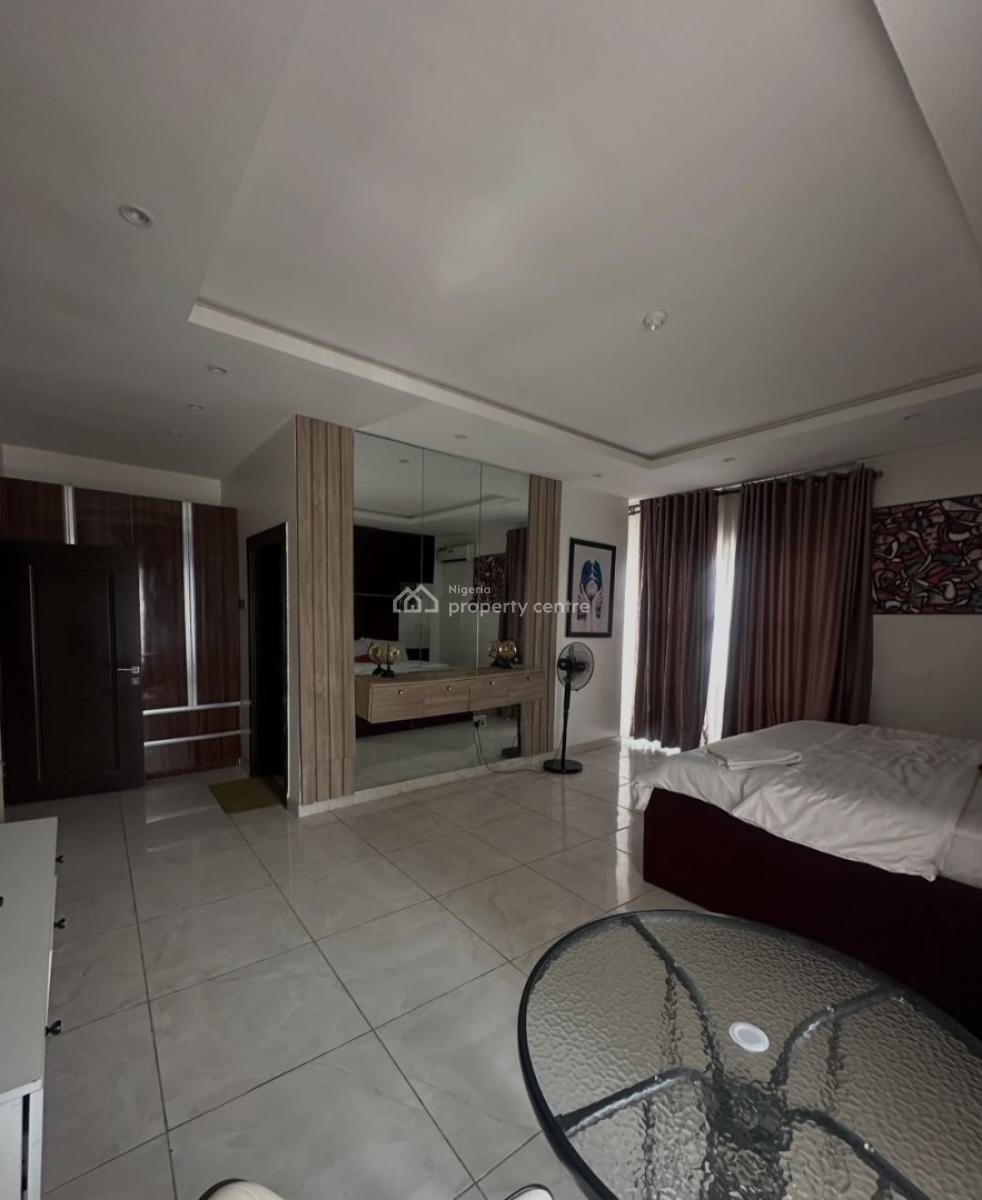 Furnished and Serviced 3 Bedroom En-suite Flat with Fitted Kitchen/pan, Lekki Phase 1, Lekki, Lagos, Flat / Apartment for Rent