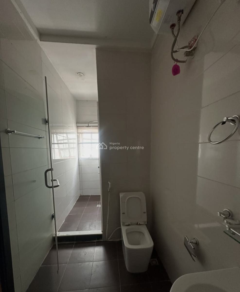 Furnished and Serviced 3 Bedroom En-suite Flat with Fitted Kitchen/pan, Lekki Phase 1, Lekki, Lagos, Flat / Apartment for Rent