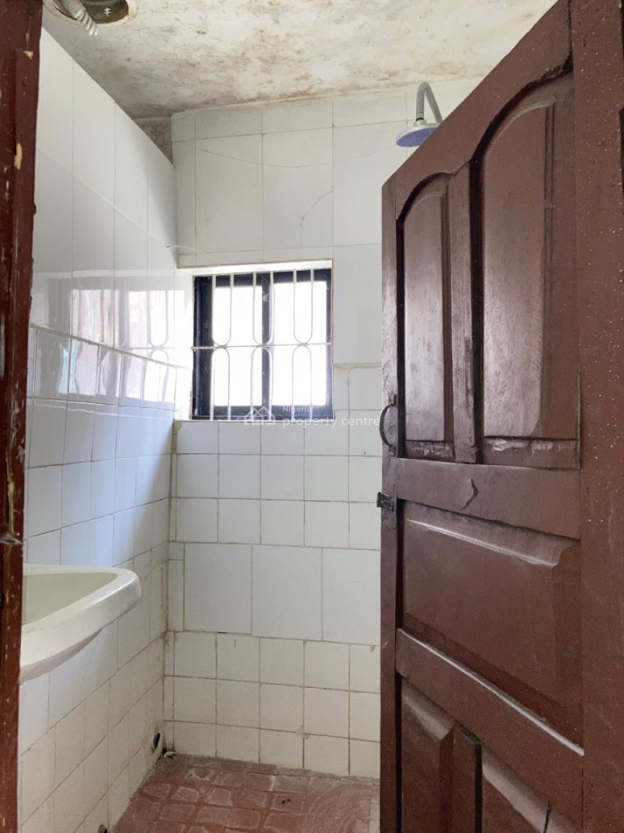 Beautiful Portable 2 Bedroom Flat in Inside an Estate, Gated Estate Off Otunba Street Ojodu Berger Lagos, Ojodu, Lagos, Flat / Apartment for Rent