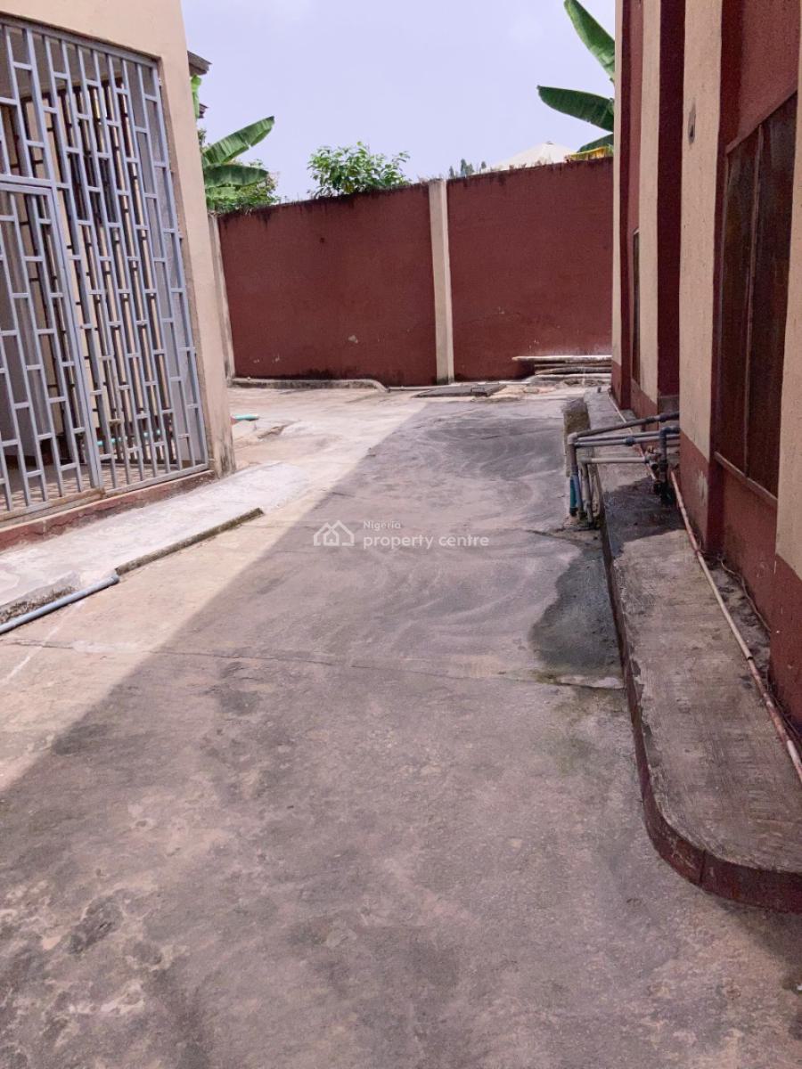 Beautiful Portable 2 Bedroom Flat in Inside an Estate, Gated Estate Off Otunba Street Ojodu Berger Lagos, Ojodu, Lagos, Flat / Apartment for Rent