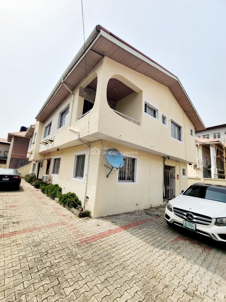 Newly Renovated 2 Bedroom Flat_ Upstairs, Osapa London Estate, Osapa, Lekki, Lagos, Flat / Apartment for Rent