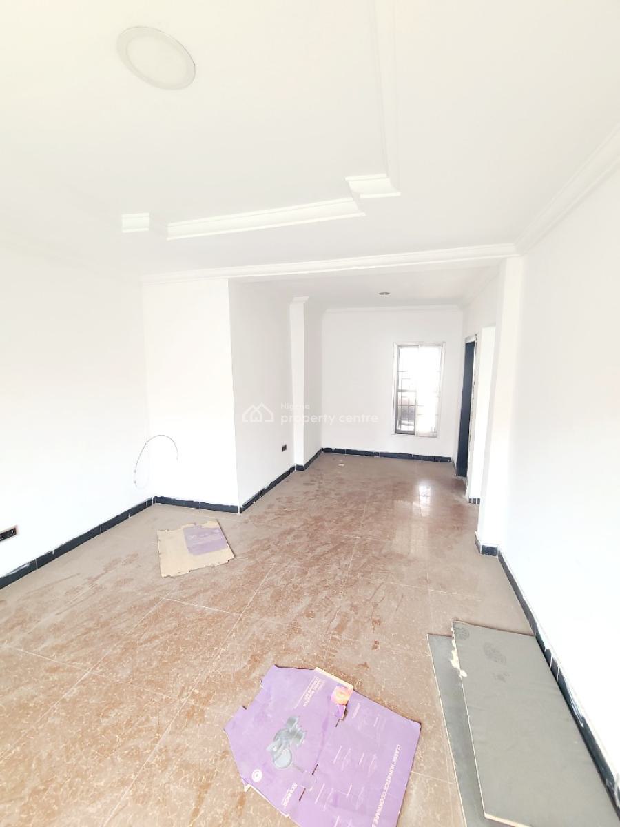 Newly Renovated 2 Bedroom Flat_ Upstairs, Osapa London Estate, Osapa, Lekki, Lagos, Flat / Apartment for Rent