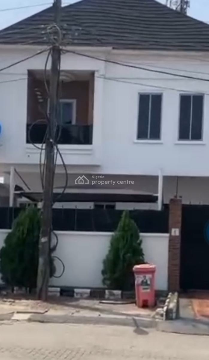 5 Bed Room Duplex Fully Detached. Location: Oral Estate. 671.328 Squar, Location: Oral Estate. 671.328 Square, Lekki, Lagos, Detached Duplex for Sale