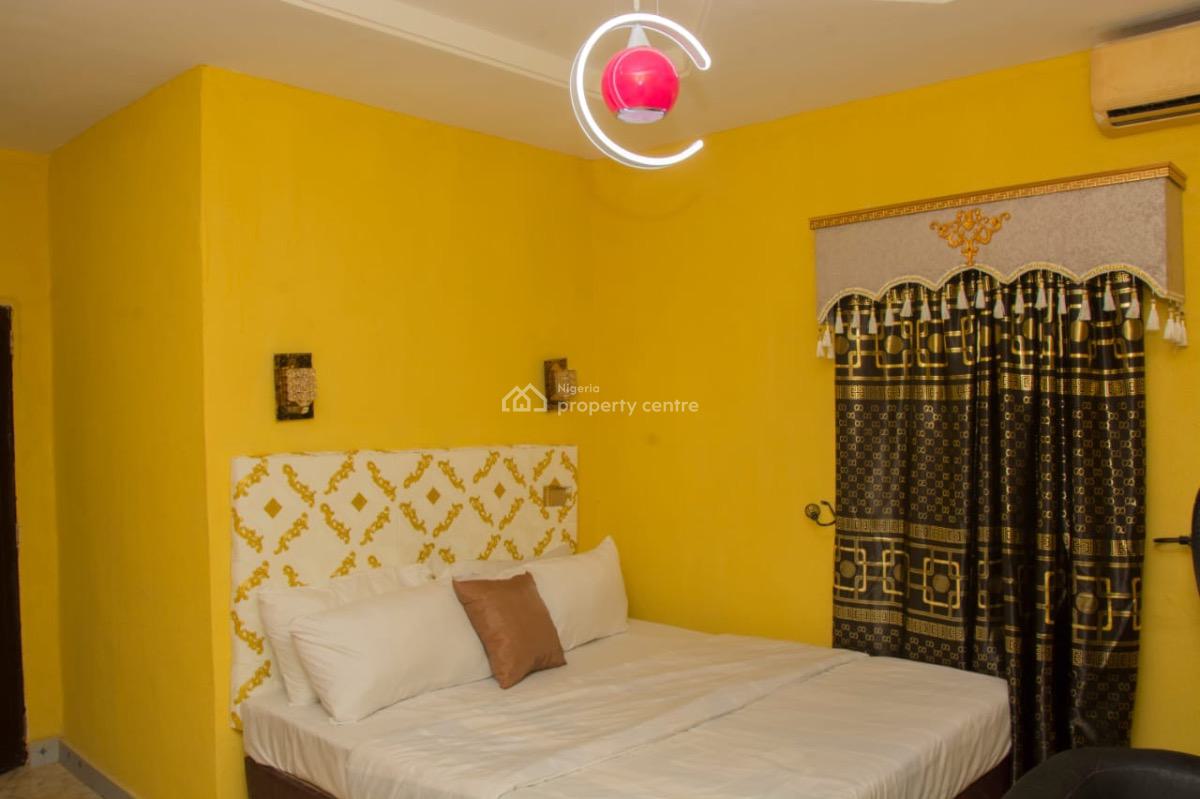 Distressed Hotel in Owerri, Owerri Municipal, Imo, Hostel for Sale