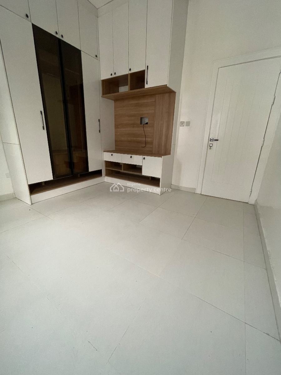 4bedroom Semi Detached Duplex, 2nd Toll Gate, Lekki Phase 2, Lekki, Lagos, Semi-detached Duplex for Sale